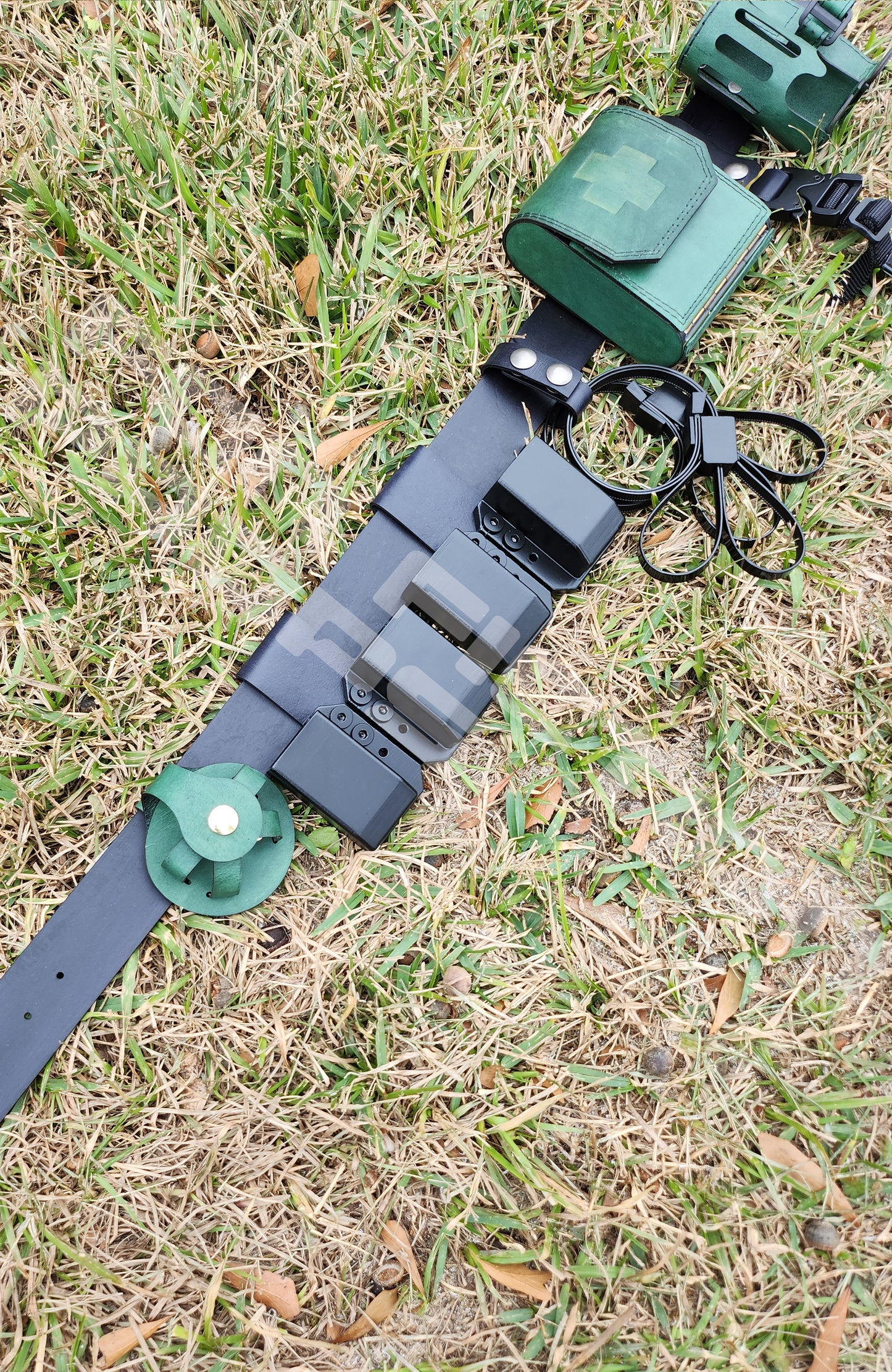 The Judge's Inspired Belt Set